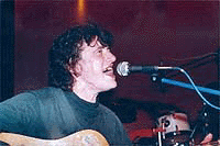5 May 2000: Leonid Fedorov plays live at the Dom club, Moscow (1). Photo by Marina Marmeladova